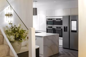 Photo 6- click for photo gallery